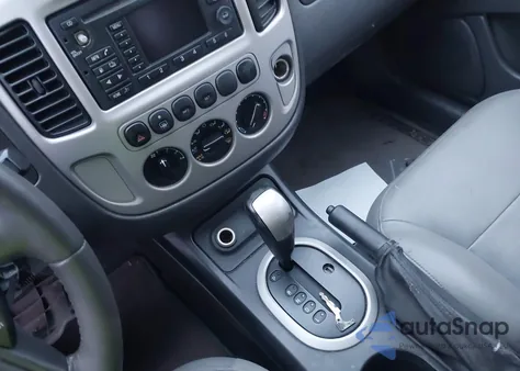 2007 Ford Escape Hybrid из США, поврежденный, VIN 1FMCU49H07KC08231